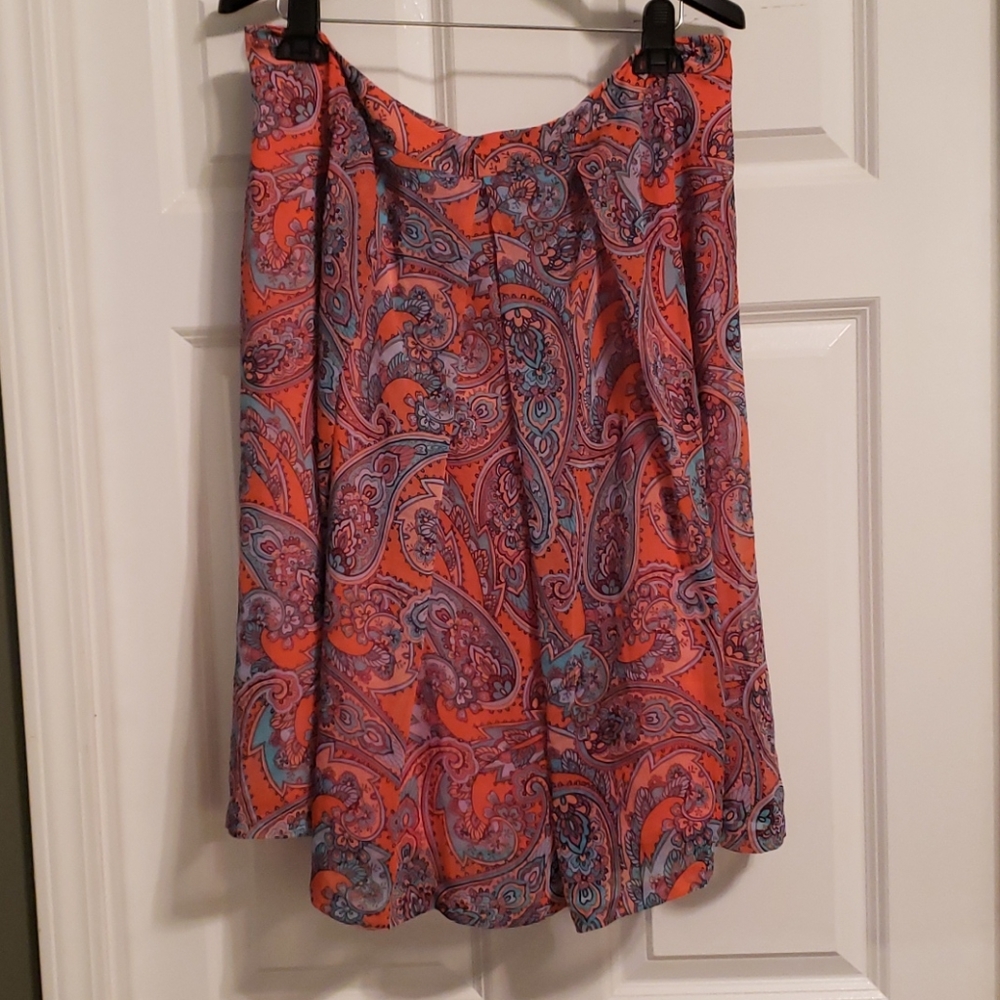 The Limited Skirt Midi Paisley Print Size 16 NWOT